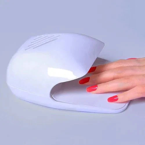 https://cdn.shopify.com/s/files/1/0777/4122/8329/files/nails-decorator-7872716.webp?v=1753485875